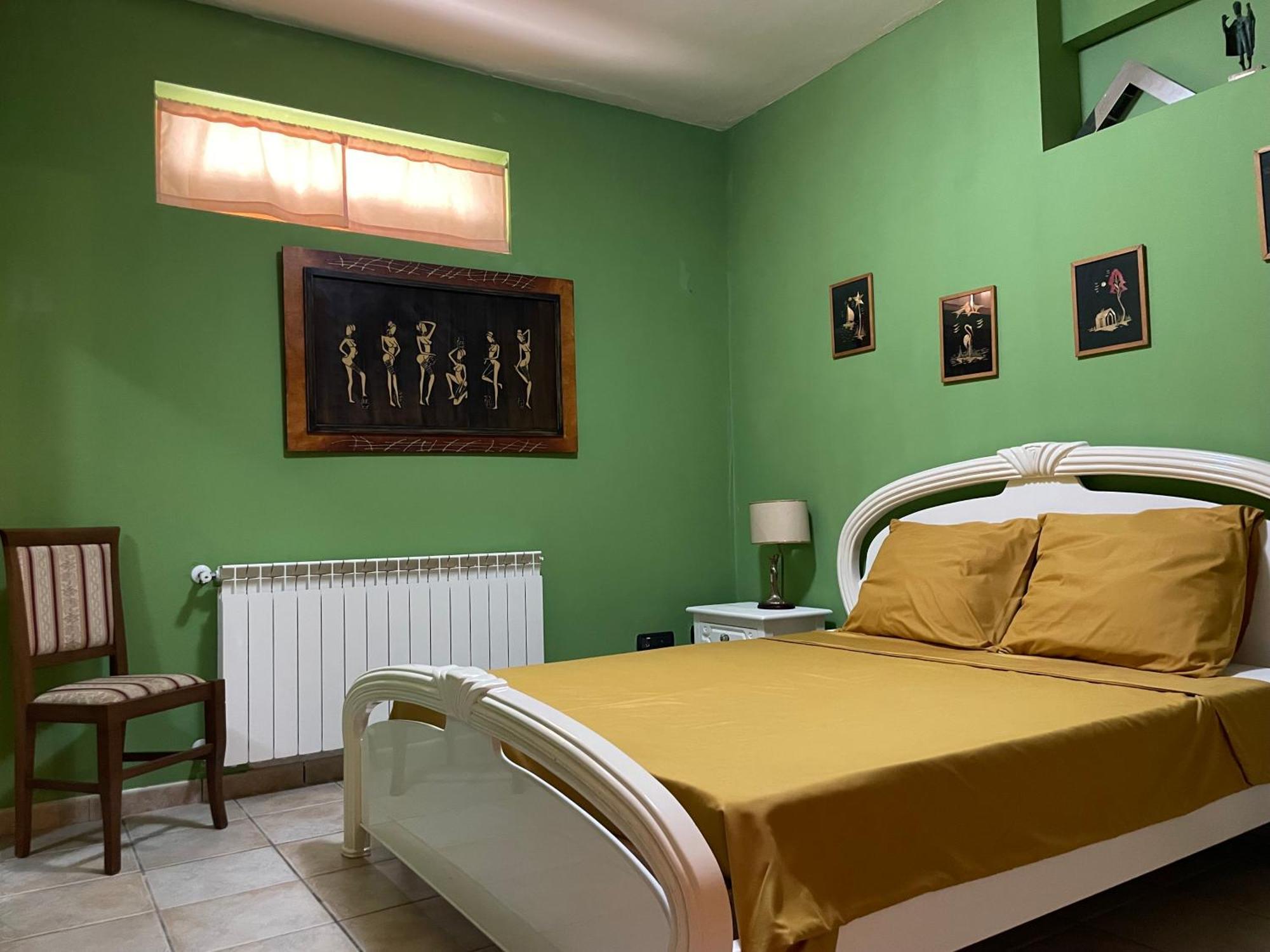 Residence Don Turi Віллафранка-Тіррена Екстер'єр фото